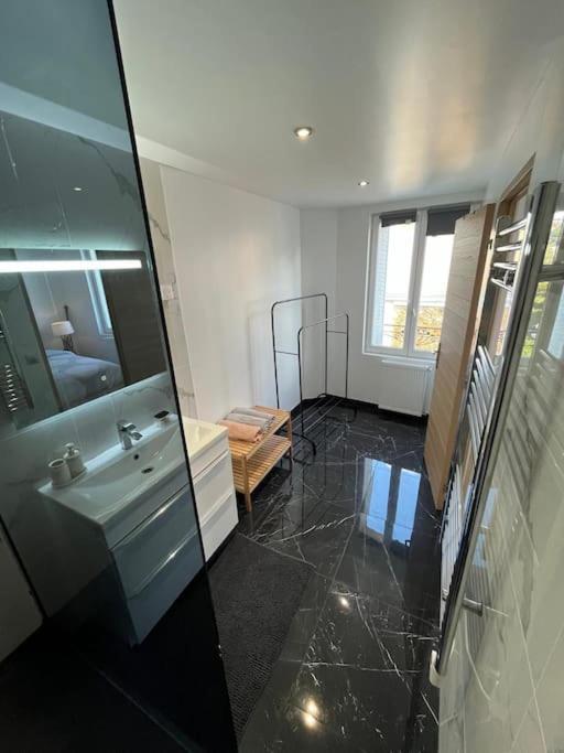 Appart 4 Personnes Proche Paris Tour Eiffel Meudon Exterior foto